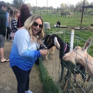 Meet your Posher, Rachelle